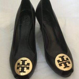 Tory Burch Julianne Peep Toe Wedge Shoes Black 7M